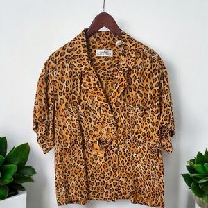 Ellen Tracy Animal Print Blouse amazingly, beautiful, true classic
VENCDR02